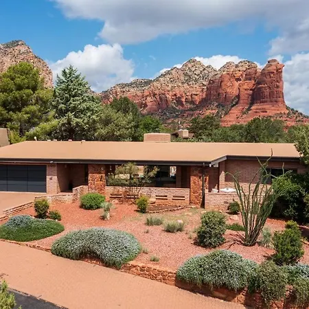 Jacuzzi, Walk To Trails, Stunning Views, Mid-Century Modern,Pool Villa
